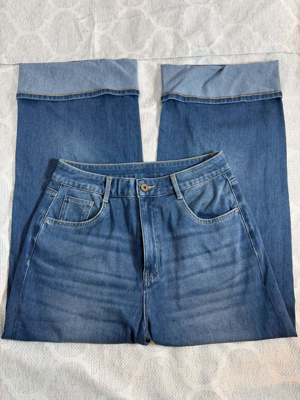 Halara Flex Mid Rise Rolled Hem Straight Leg Jeans